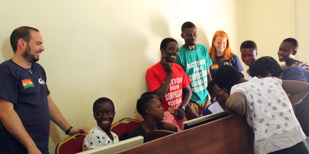 Volunteer in Ghana.